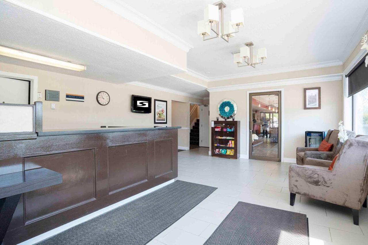 Sandman Inn Blue River Ngoại thất bức ảnh