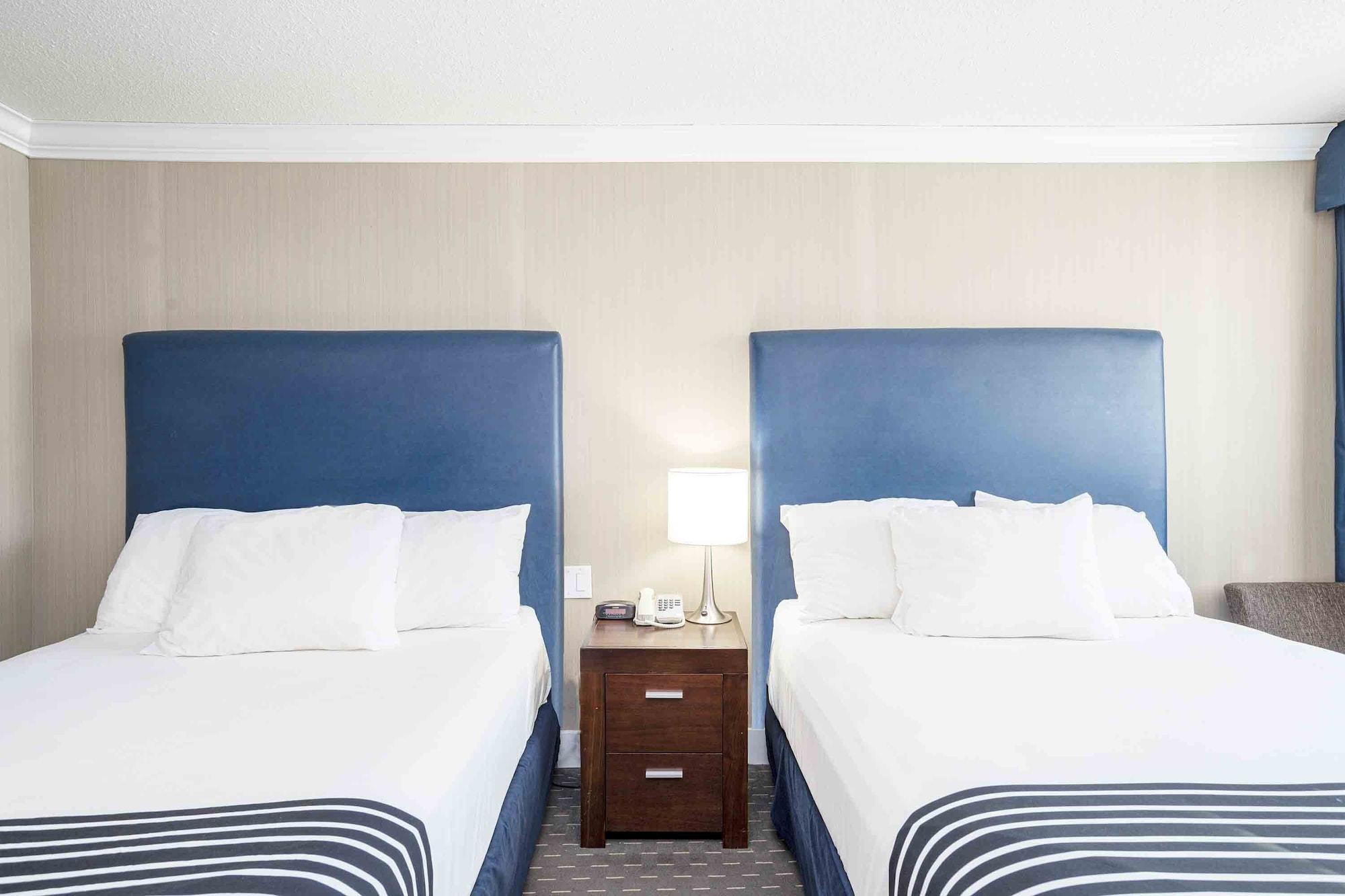 Sandman Inn Blue River Ngoại thất bức ảnh